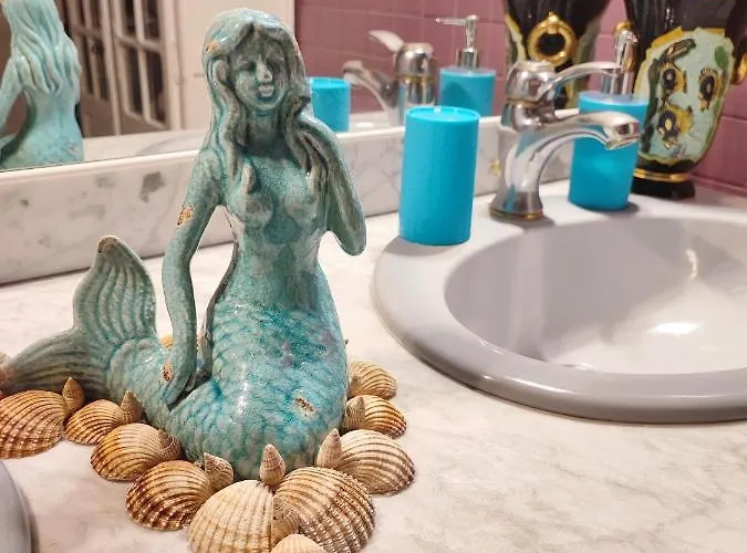 Melle Rose A Trouville-sur-Mer